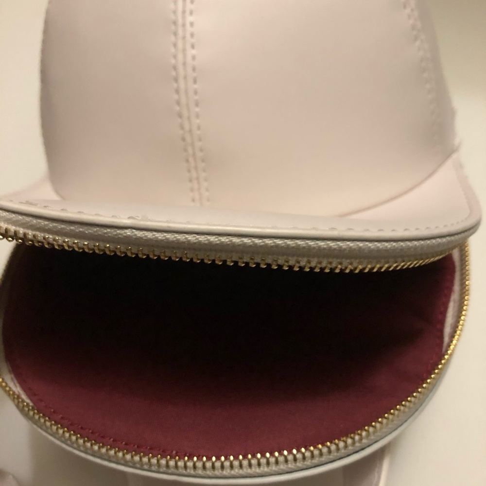 Baseball Cap Handbag ⚾️🧢 - Picture 9 of 11
